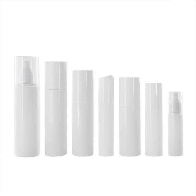 De lege Kosmetische Fles 15ml 30ml 50ml van de Cilinder Witte Plastic Pomp